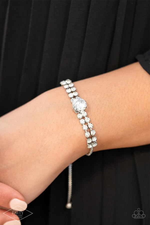 Paparazzi Gorgeously Glitzy - White Bracelet