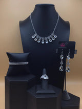 Fiercely 5th Avenue Jewelry Set - May 2021